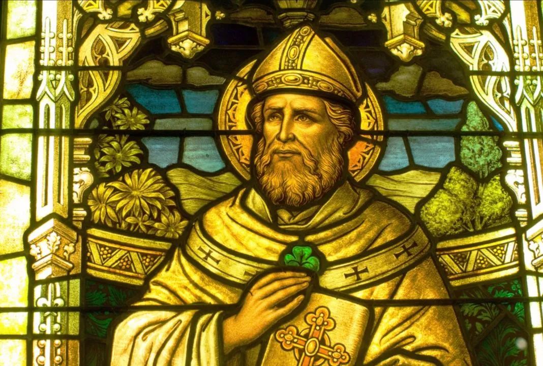 这要从Saint Patrick，圣帕特里克这个人说起.jpg