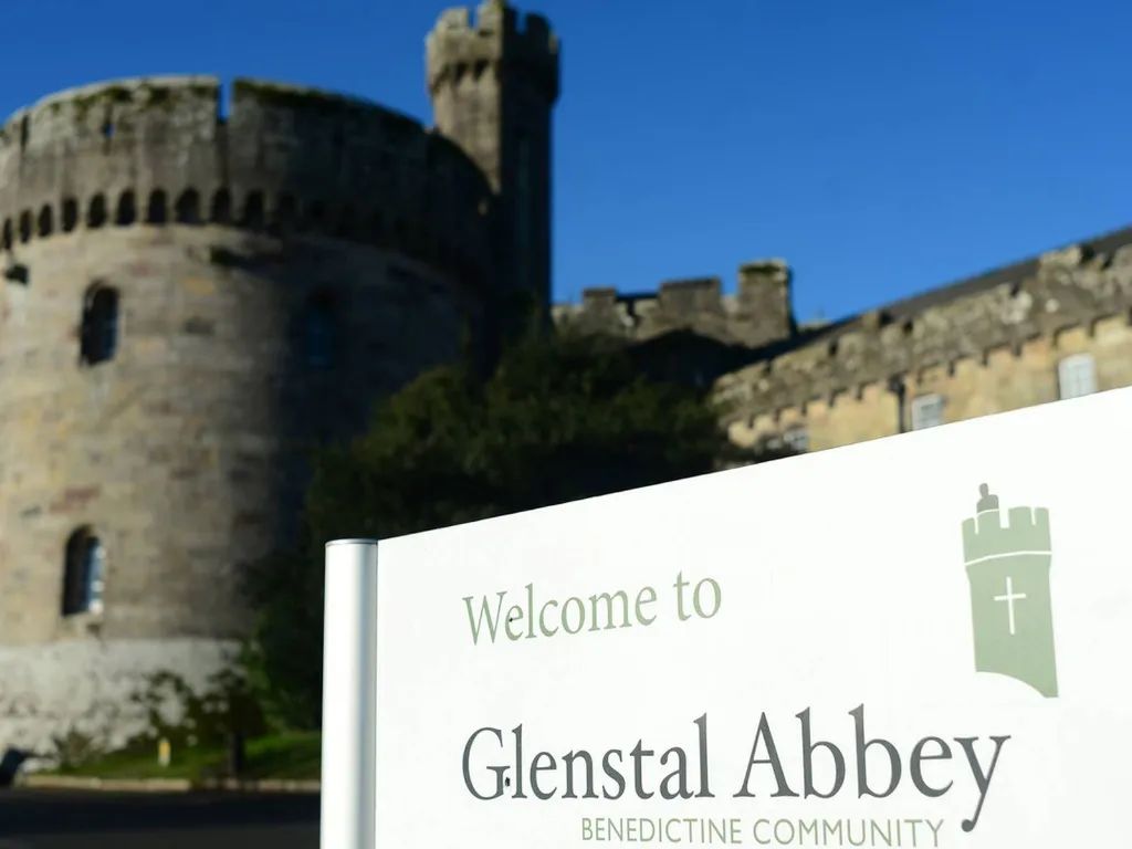 Glenstal Abbey School 格伦斯塔尔修道院学校 (1).jpg